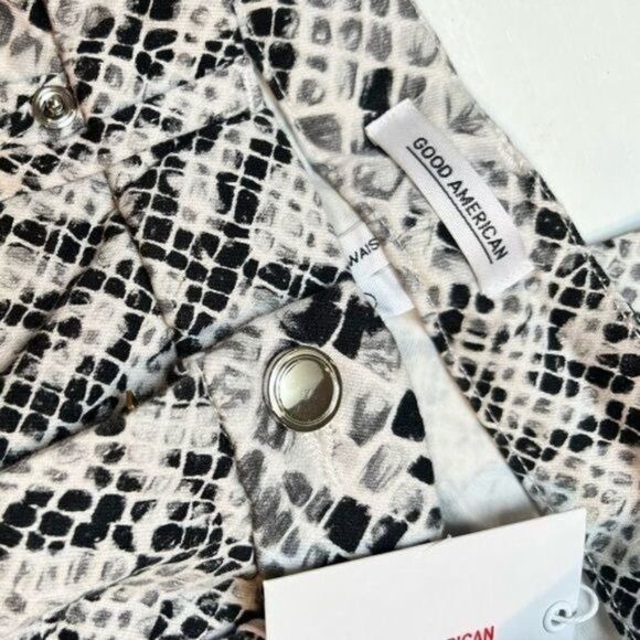 Good American Good Waist Skinny Jeans in Snake Print Size 0 - Picture 2 of 6